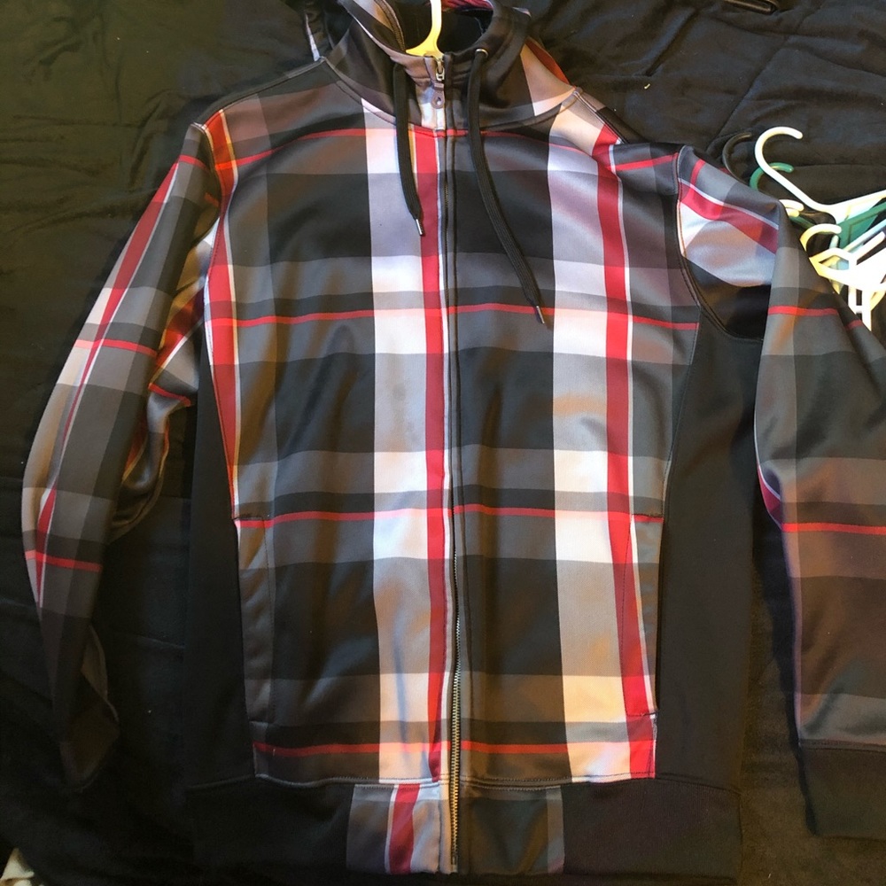 Wind breaker jacket with no hood